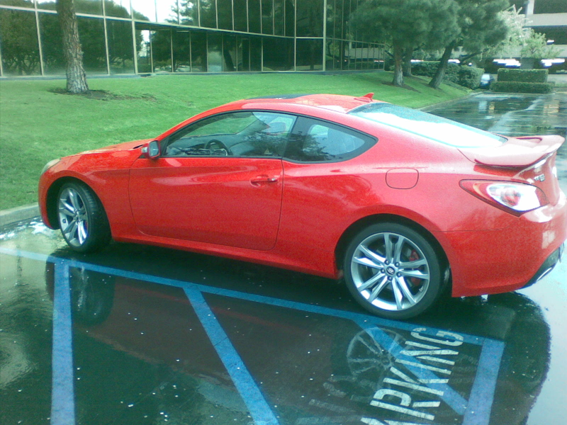 Illustration for article titled 2010 Hyundai Genesis Coupe Spied In Santa Monica